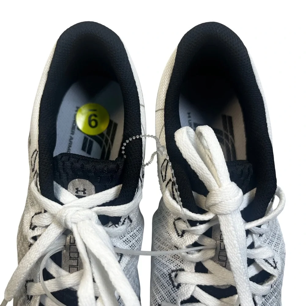 Under Armour Kick Distance Track Field Racing Spikes‎ Shoes 3025460-100 Size 9